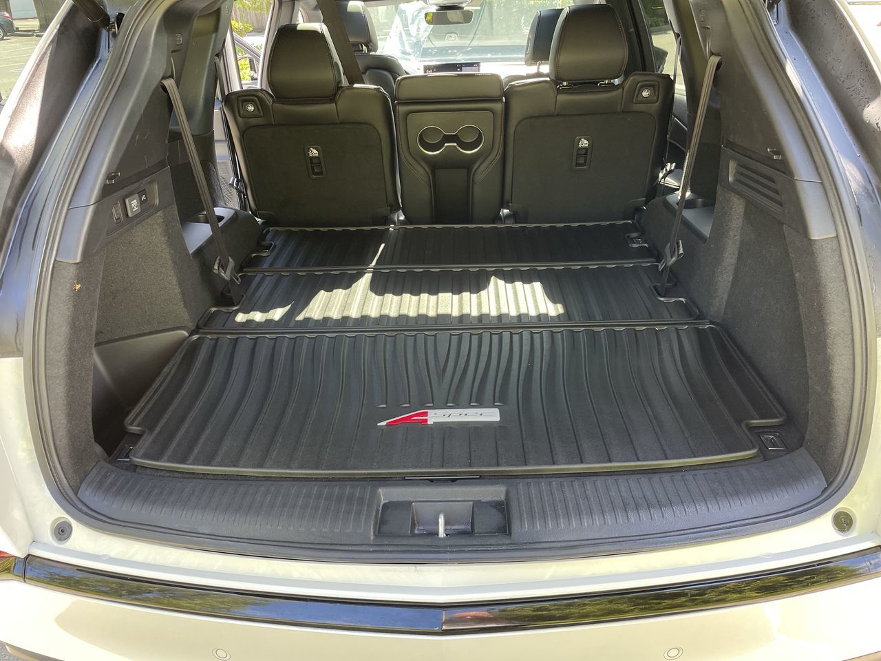 2024 Acura MDX in North Vancouver, British Columbia