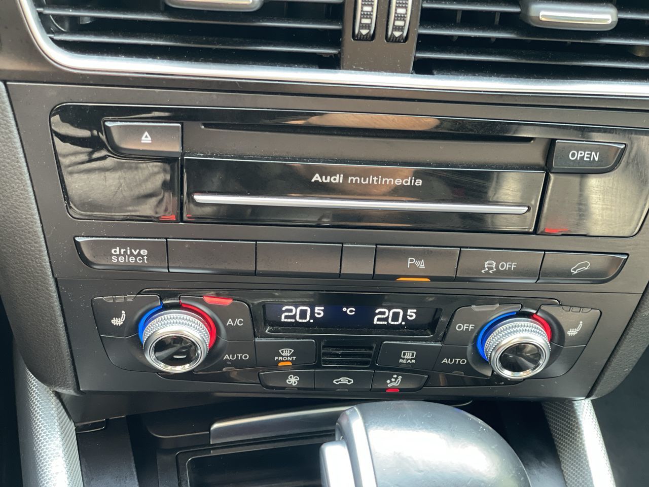 2016 Audi Q5 in North Vancouver, British Columbia