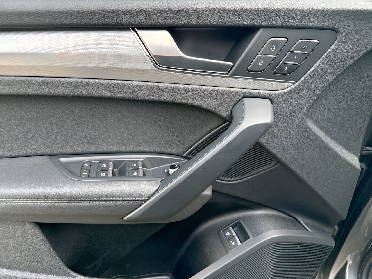 Audi Q5  2020 à North Vancouver, Colombie-Britannique