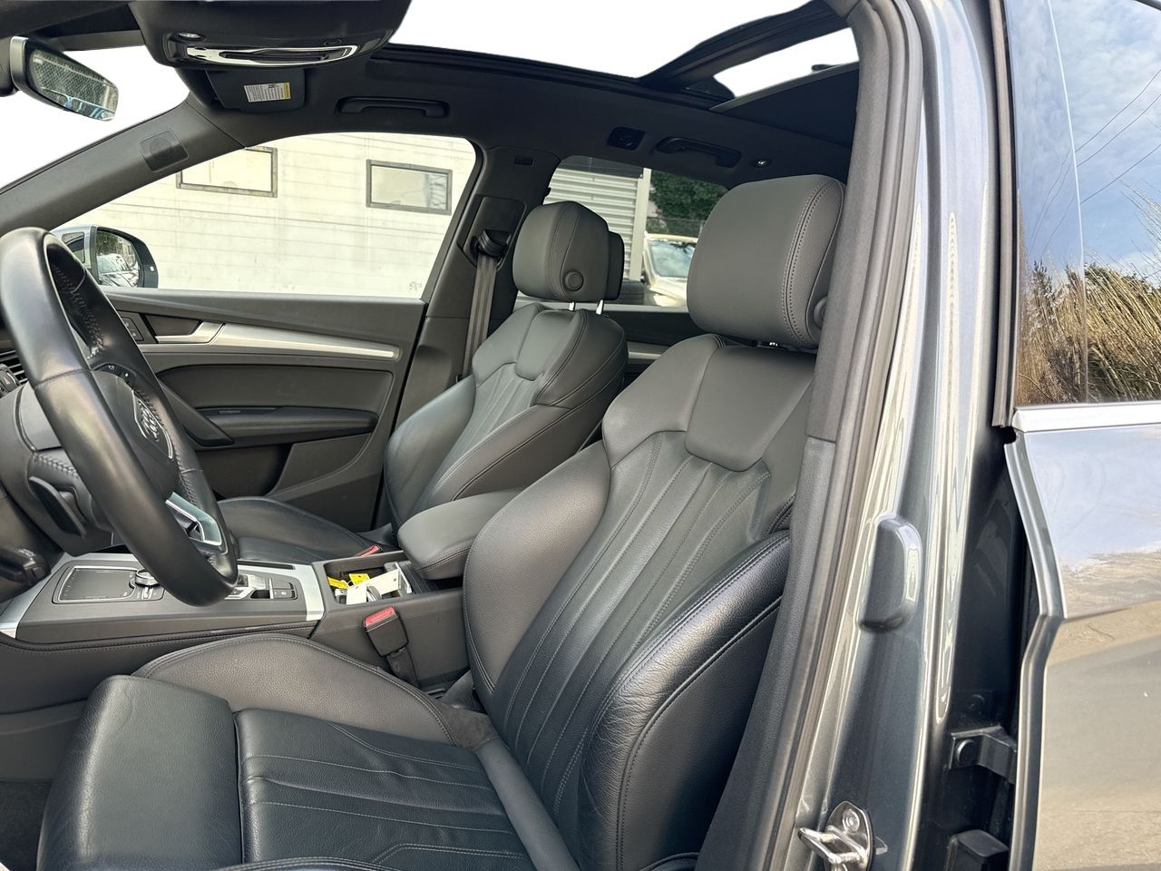 Audi Q5  2020 à North Vancouver, Colombie-Britannique