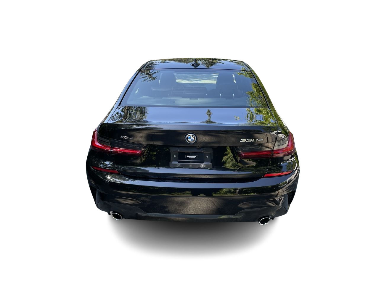 2022 BMW 330e in North Vancouver, British Columbia