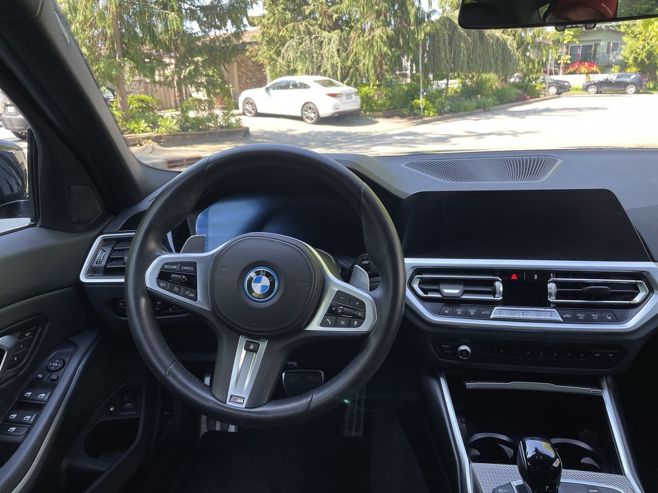 2022 BMW 330e in North Vancouver, British Columbia