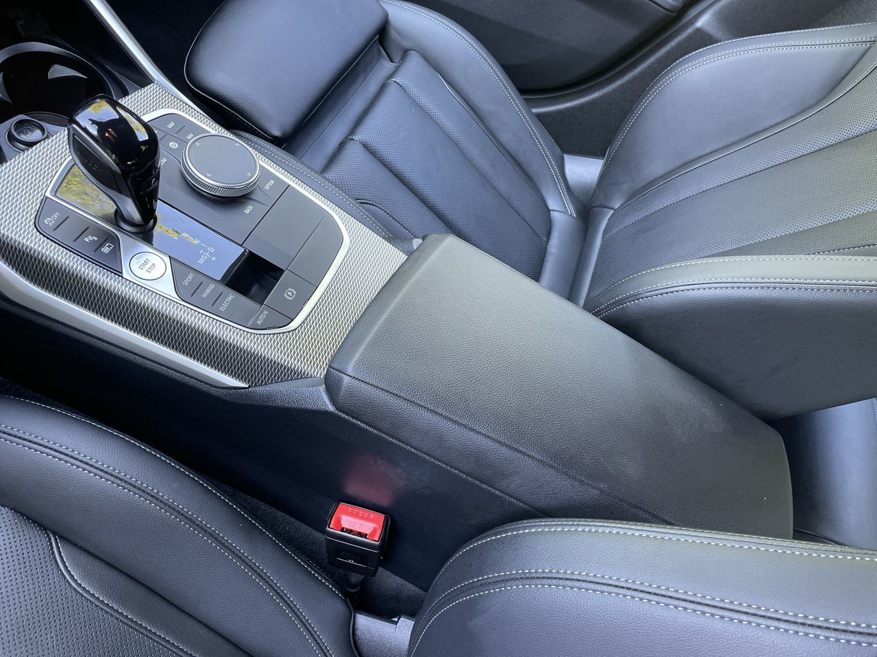 2022 BMW 330e in North Vancouver, British Columbia