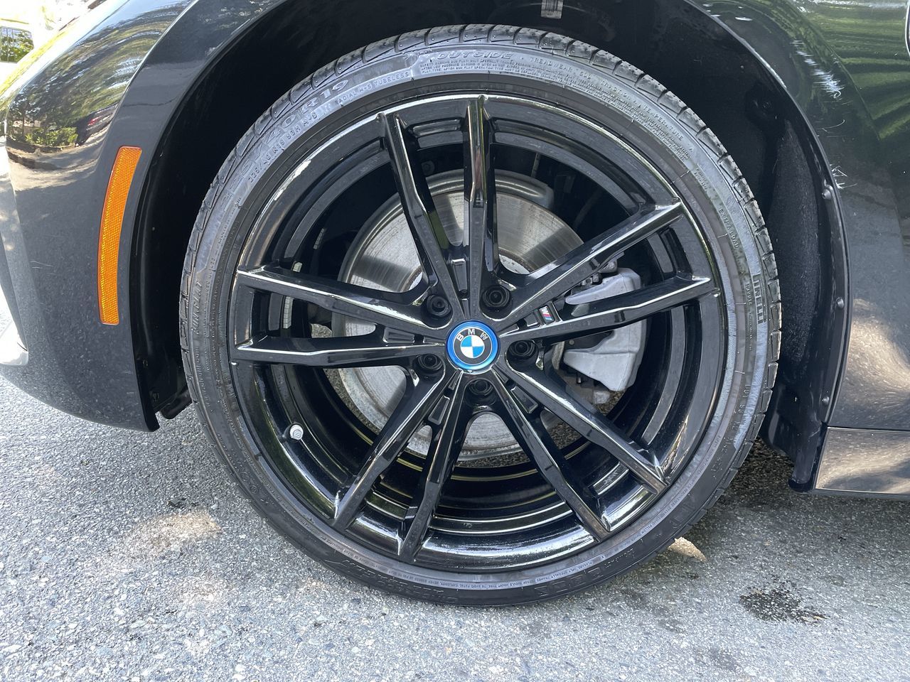 2022 BMW 330e in North Vancouver, British Columbia