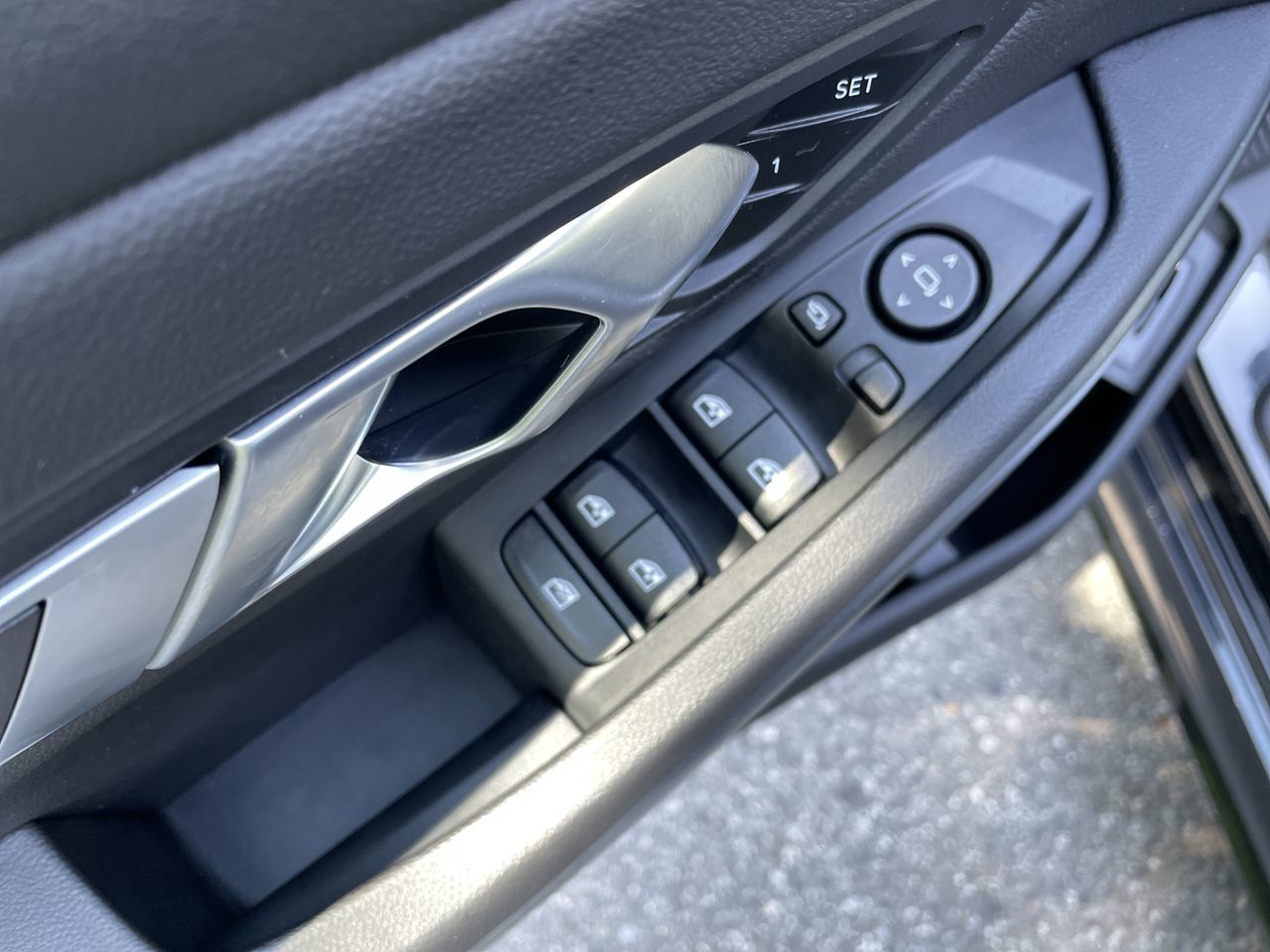 2022 BMW 330e in North Vancouver, British Columbia