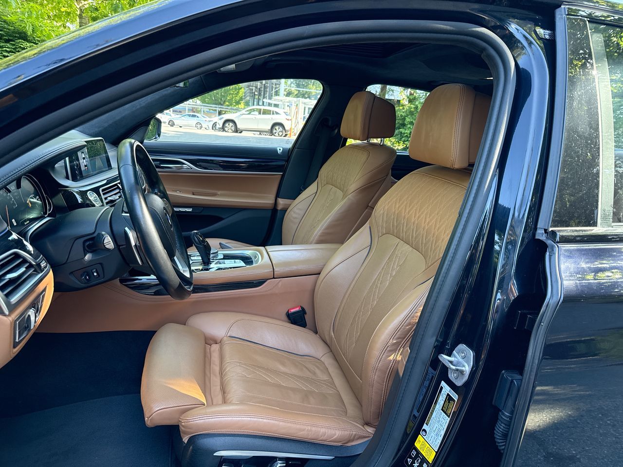 2016 BMW 750i