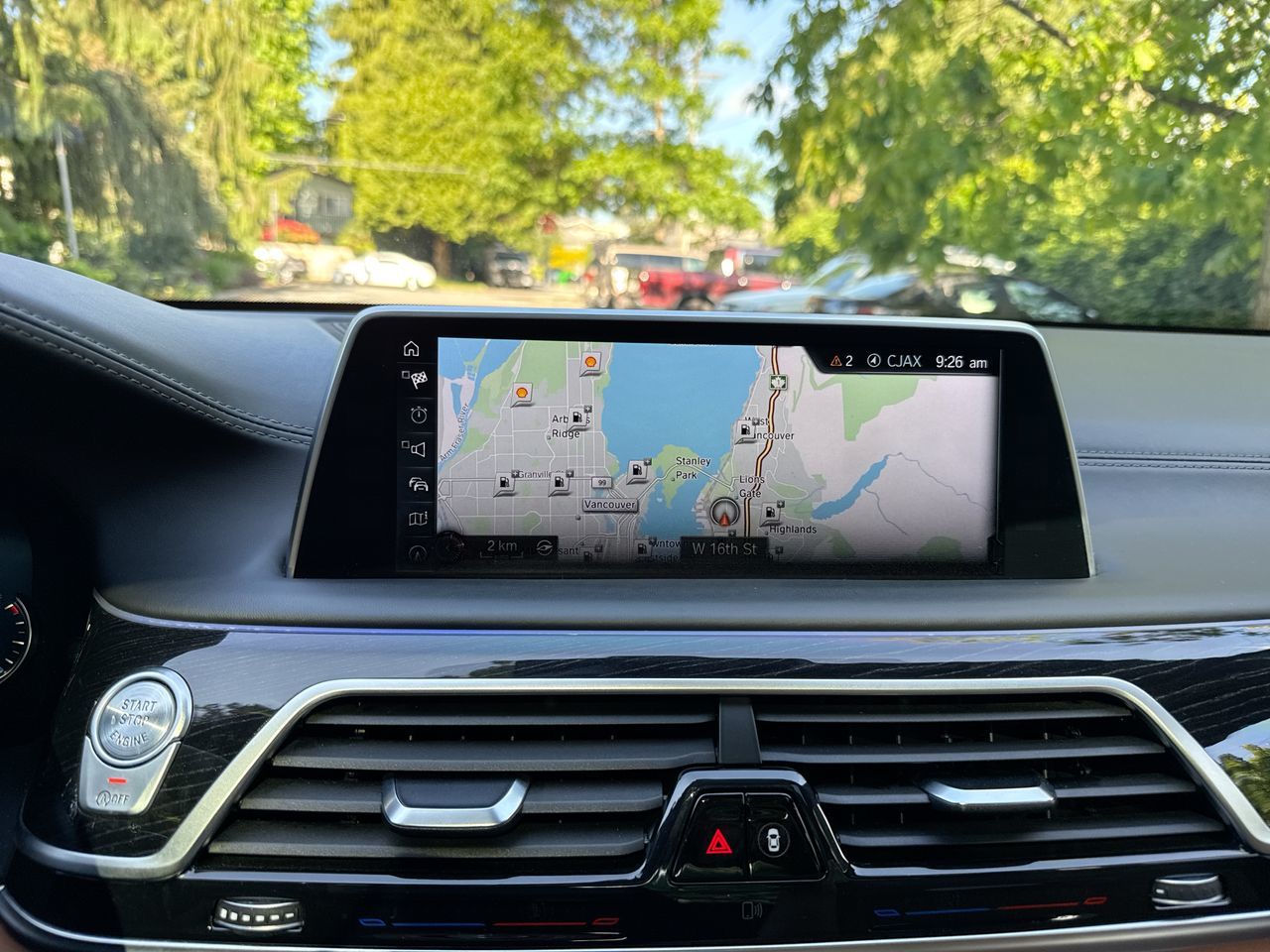 2016 BMW 750i