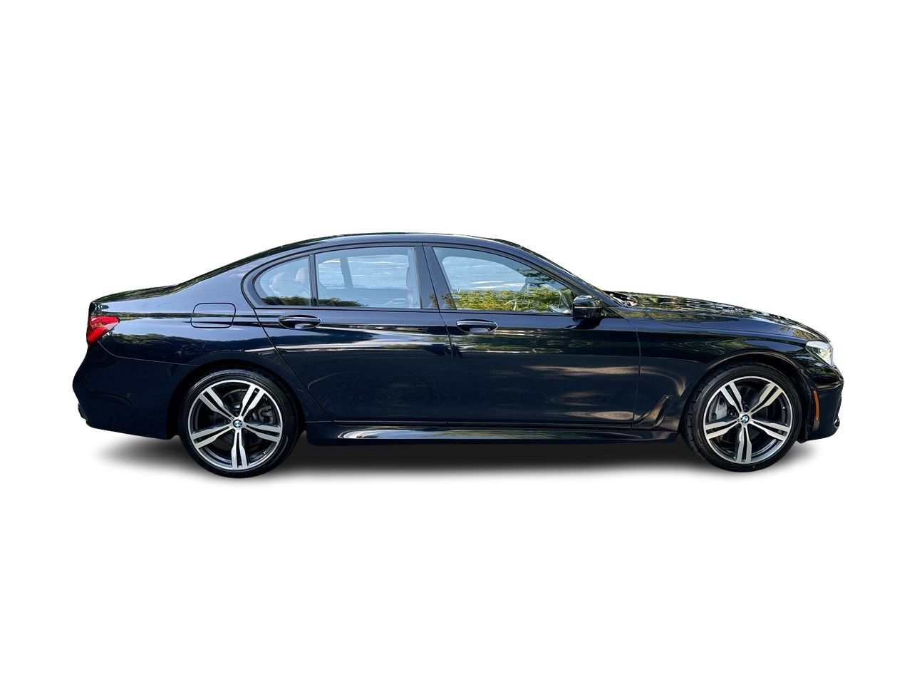 2016 BMW 750i