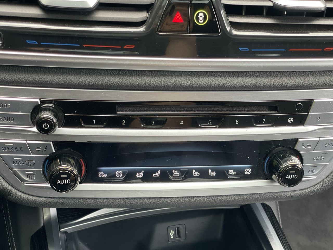 2018 BMW 750LI in North Vancouver, British Columbia