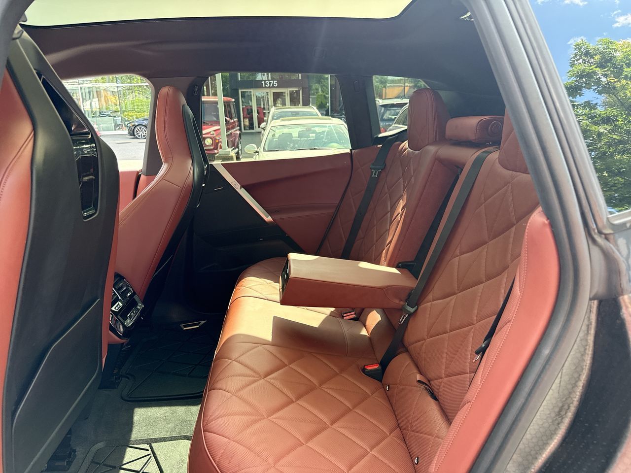 2025 BMW iX