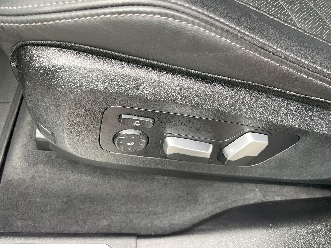 2024 BMW X5 in North Vancouver, British Columbia