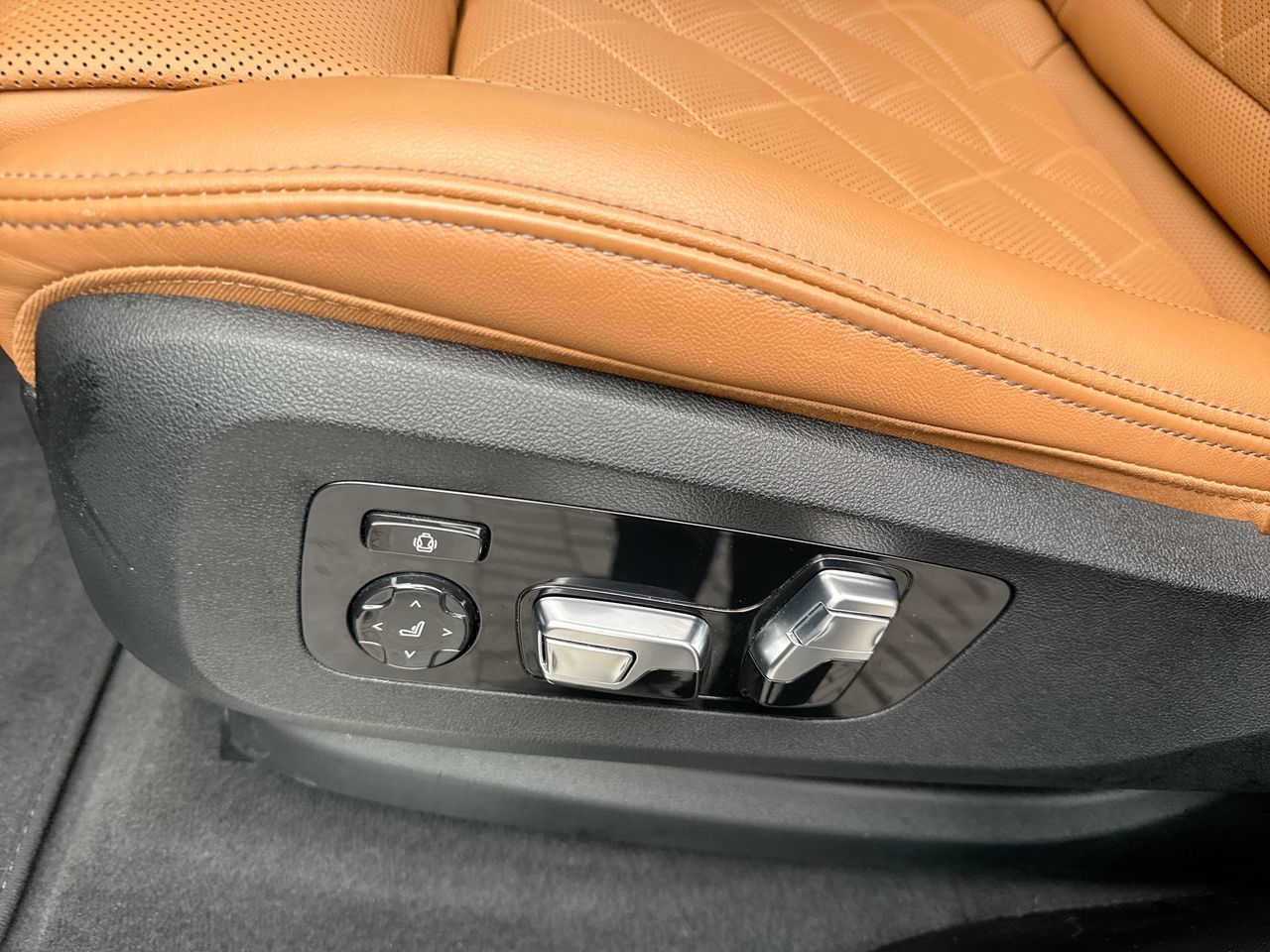 BMW X5  2024 à North Vancouver, Colombie-Britannique