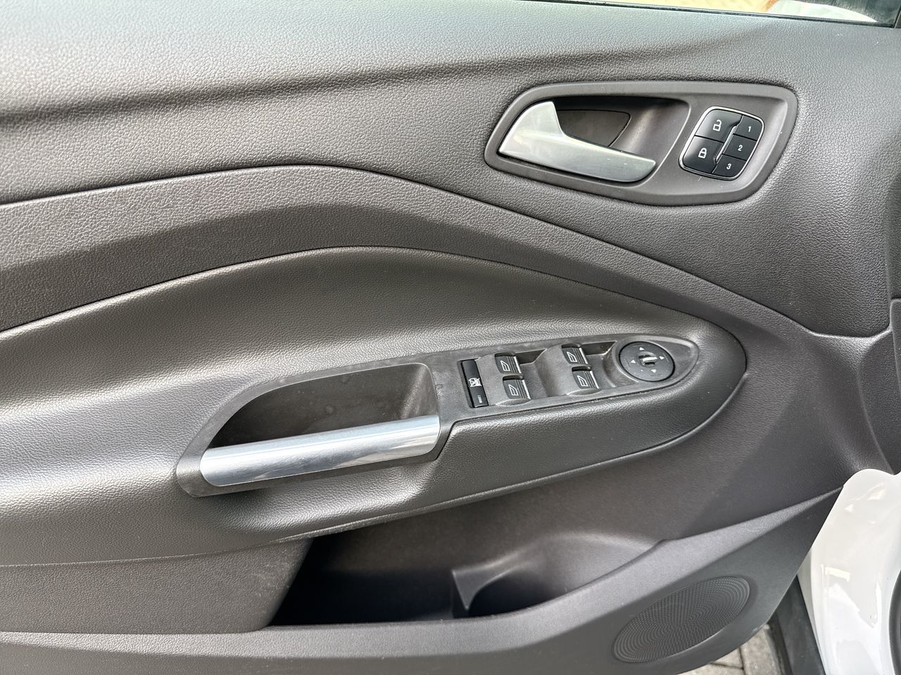 2015  Escape