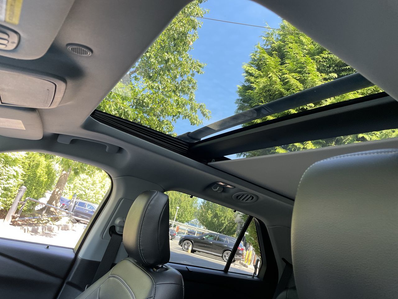 2023 Ford Explorer in North Vancouver, British Columbia