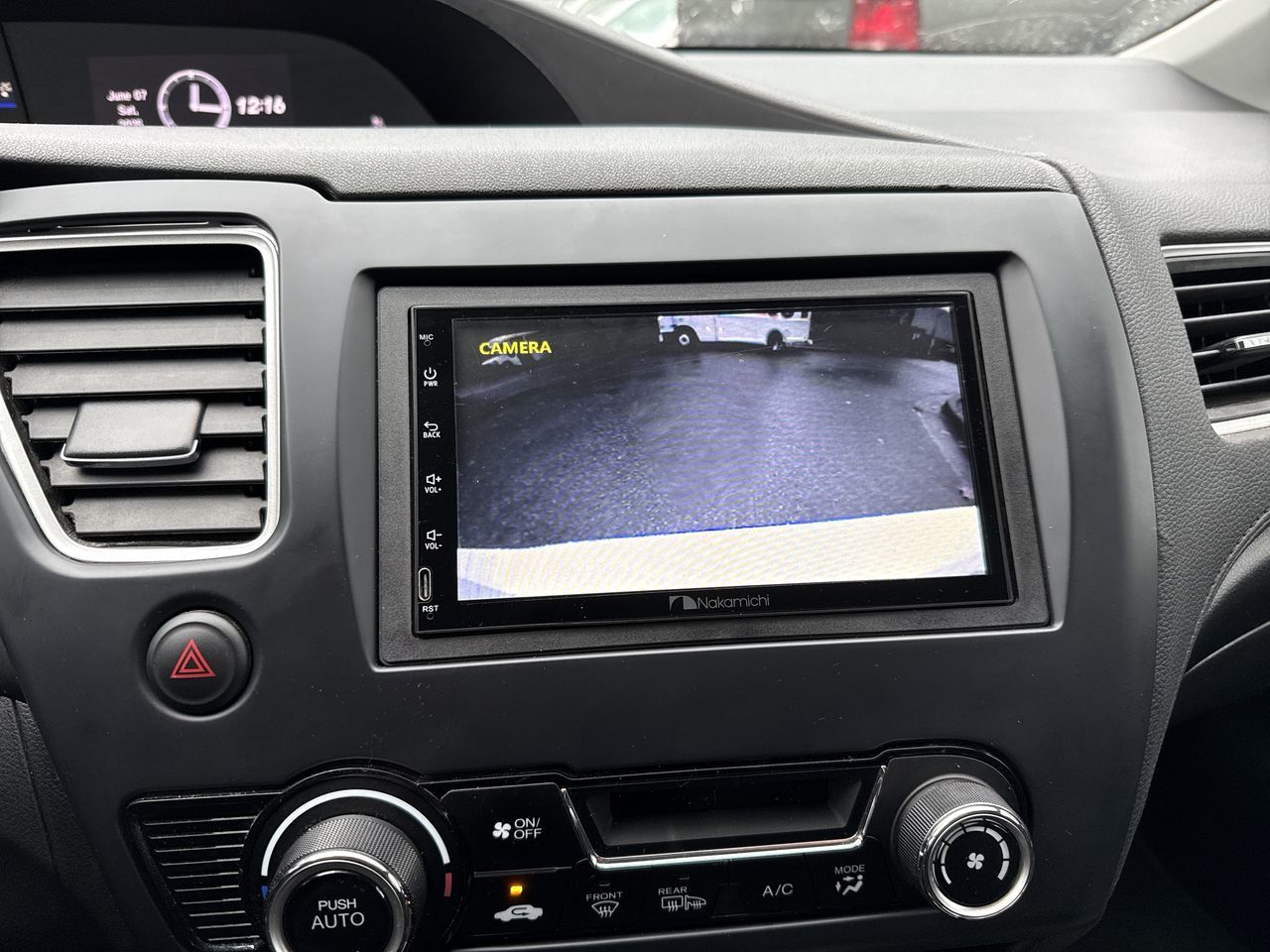 Honda Civic  2014 à North Vancouver, Colombie-Britannique