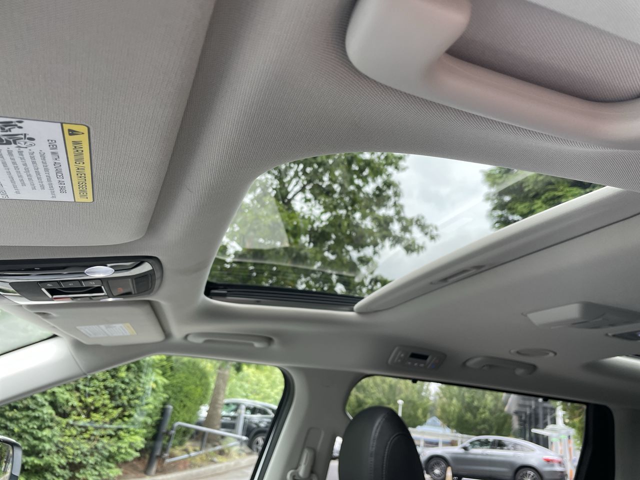 2024 Kia Carnival in North Vancouver, British Columbia