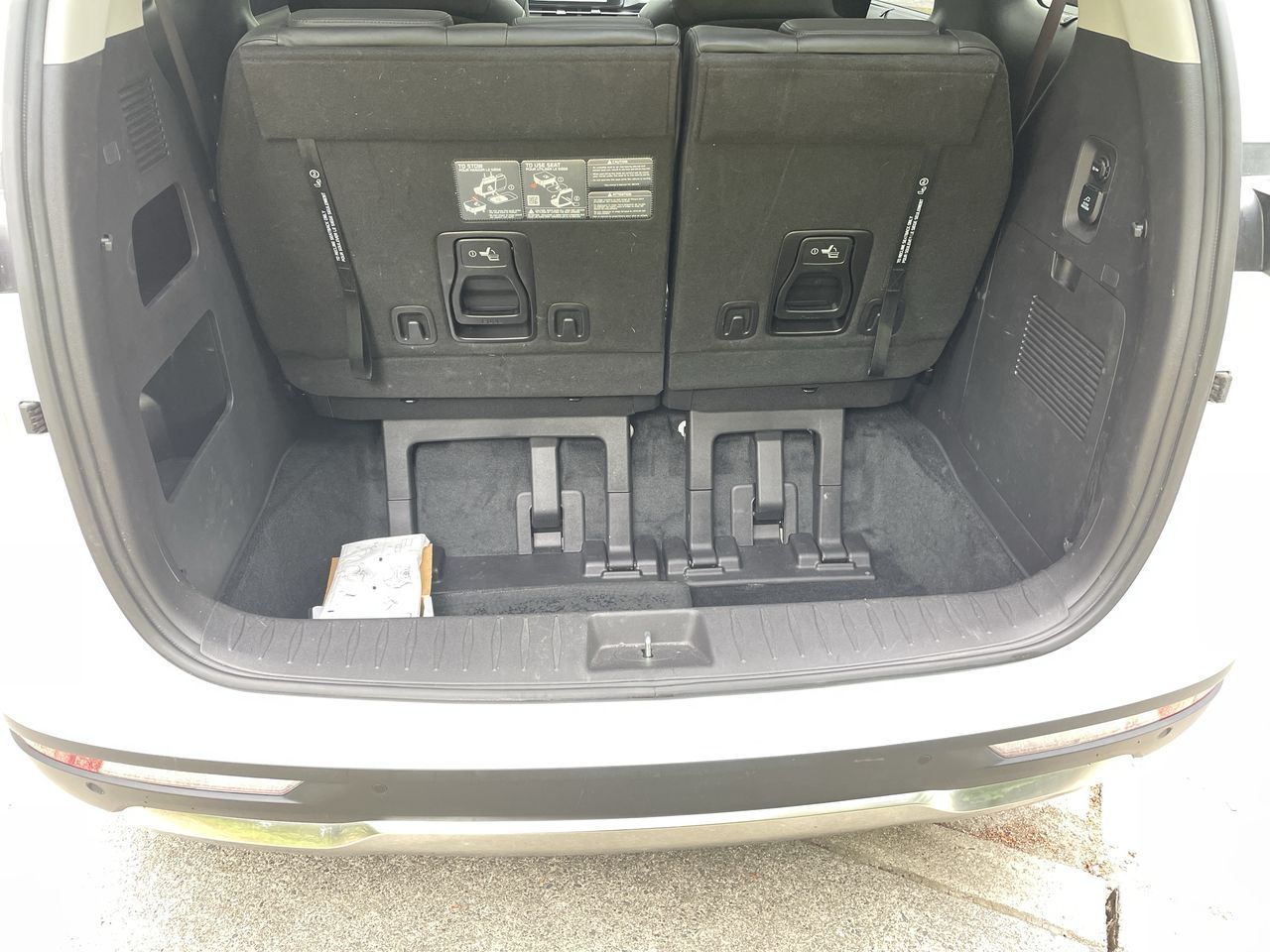 2024 Kia Carnival in North Vancouver, British Columbia