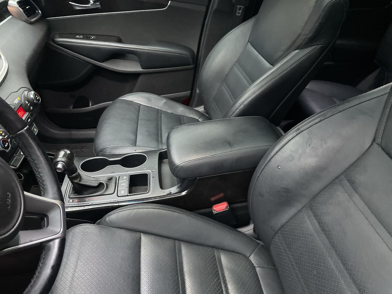 Kia Sorento  2016 à North Vancouver, Colombie-Britannique