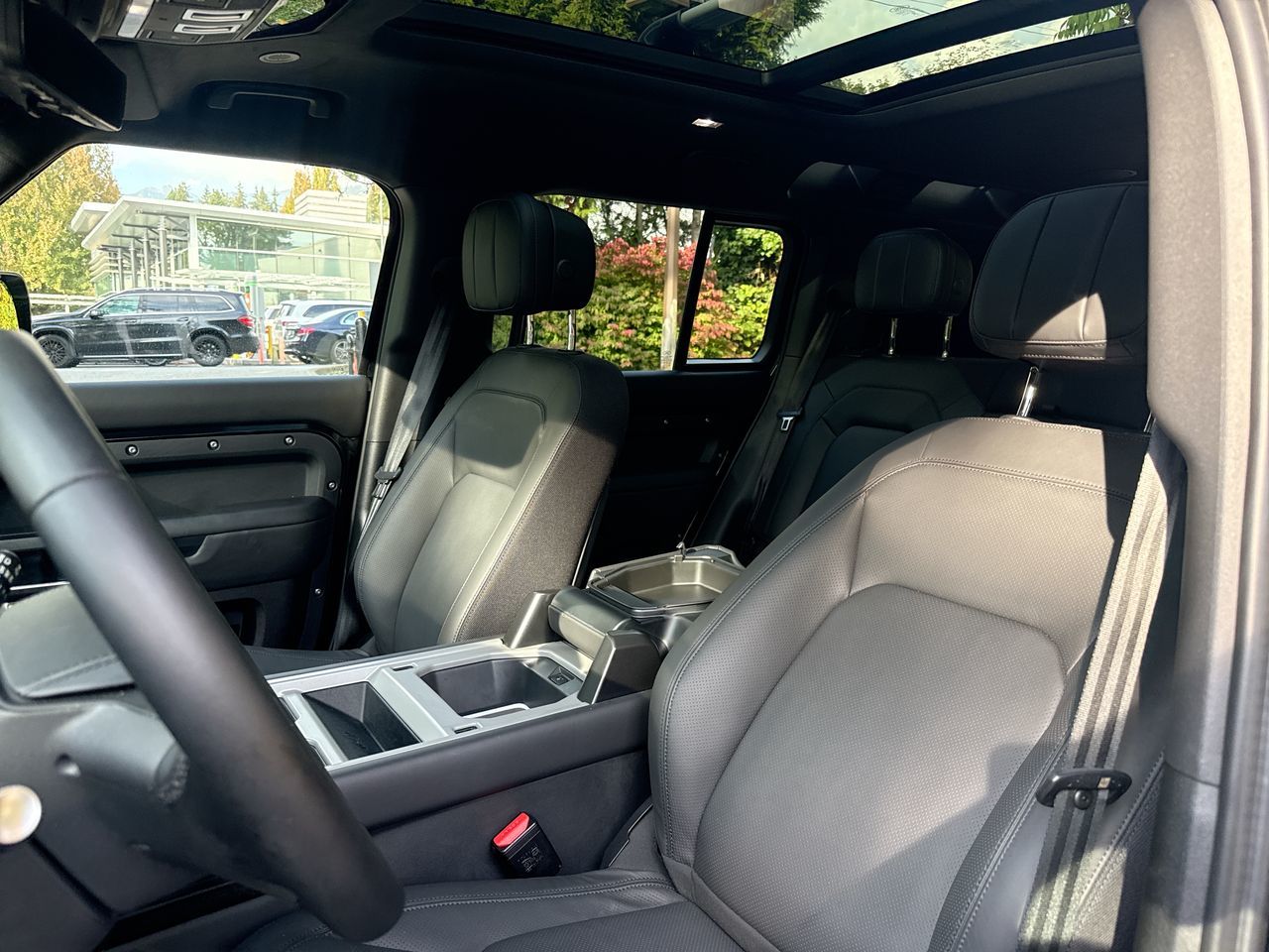 2025 Land Rover Defender