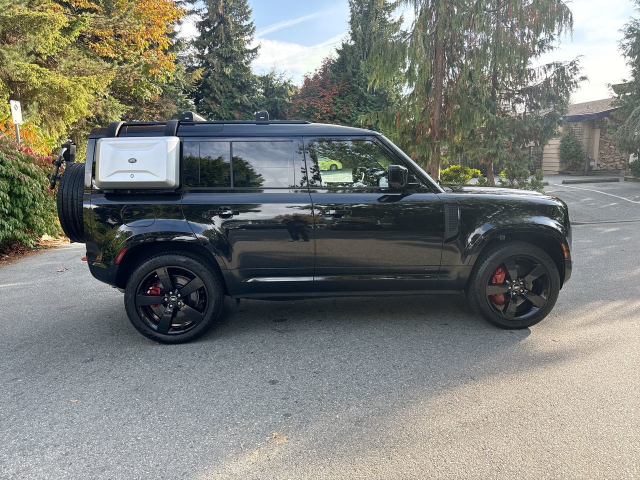 2025 Land Rover Defender