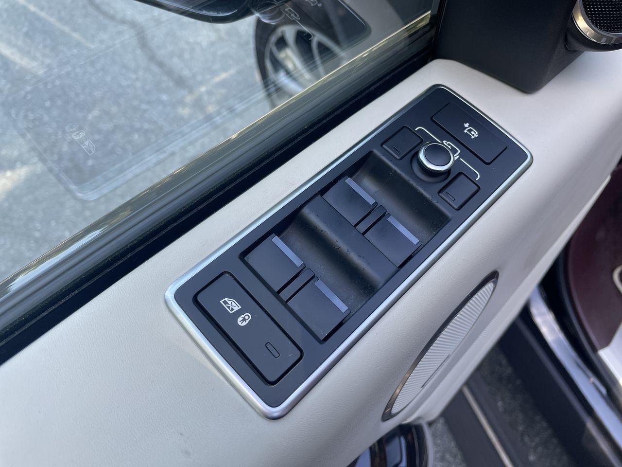 2017 Land Rover Range Rover in North Vancouver, British Columbia