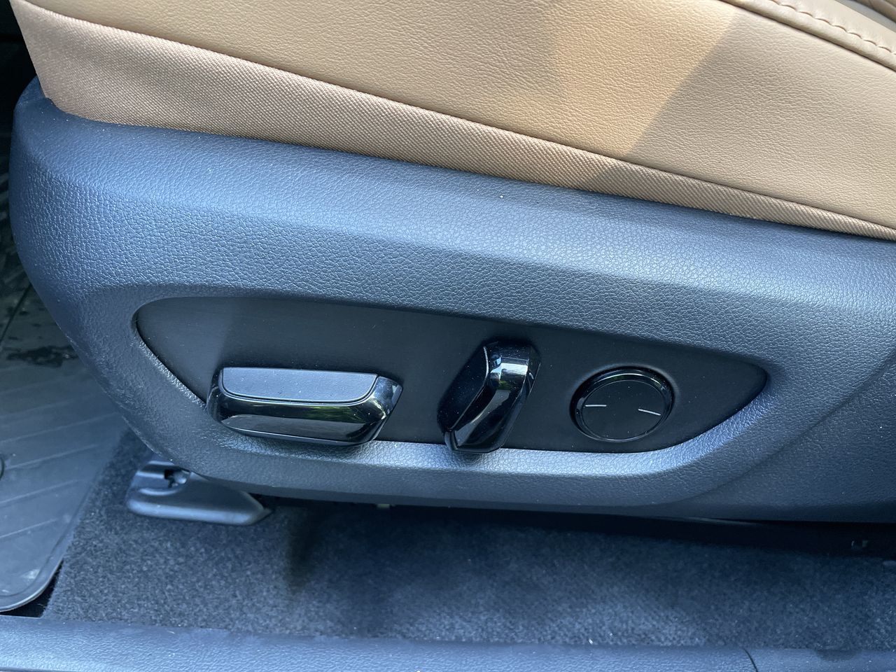 2024 Lexus RXH in North Vancouver, British Columbia
