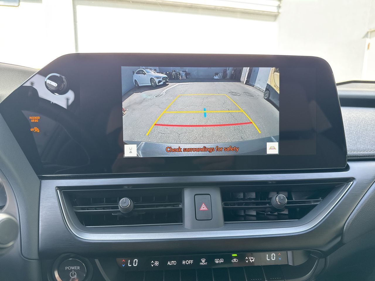 2025 Lexus UXh