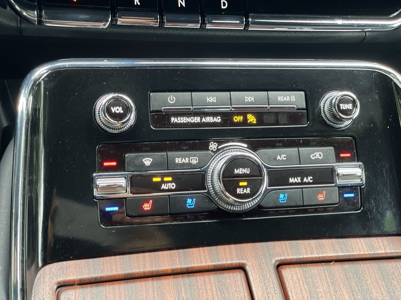 2024 Lincoln Navigator L in North Vancouver, British Columbia