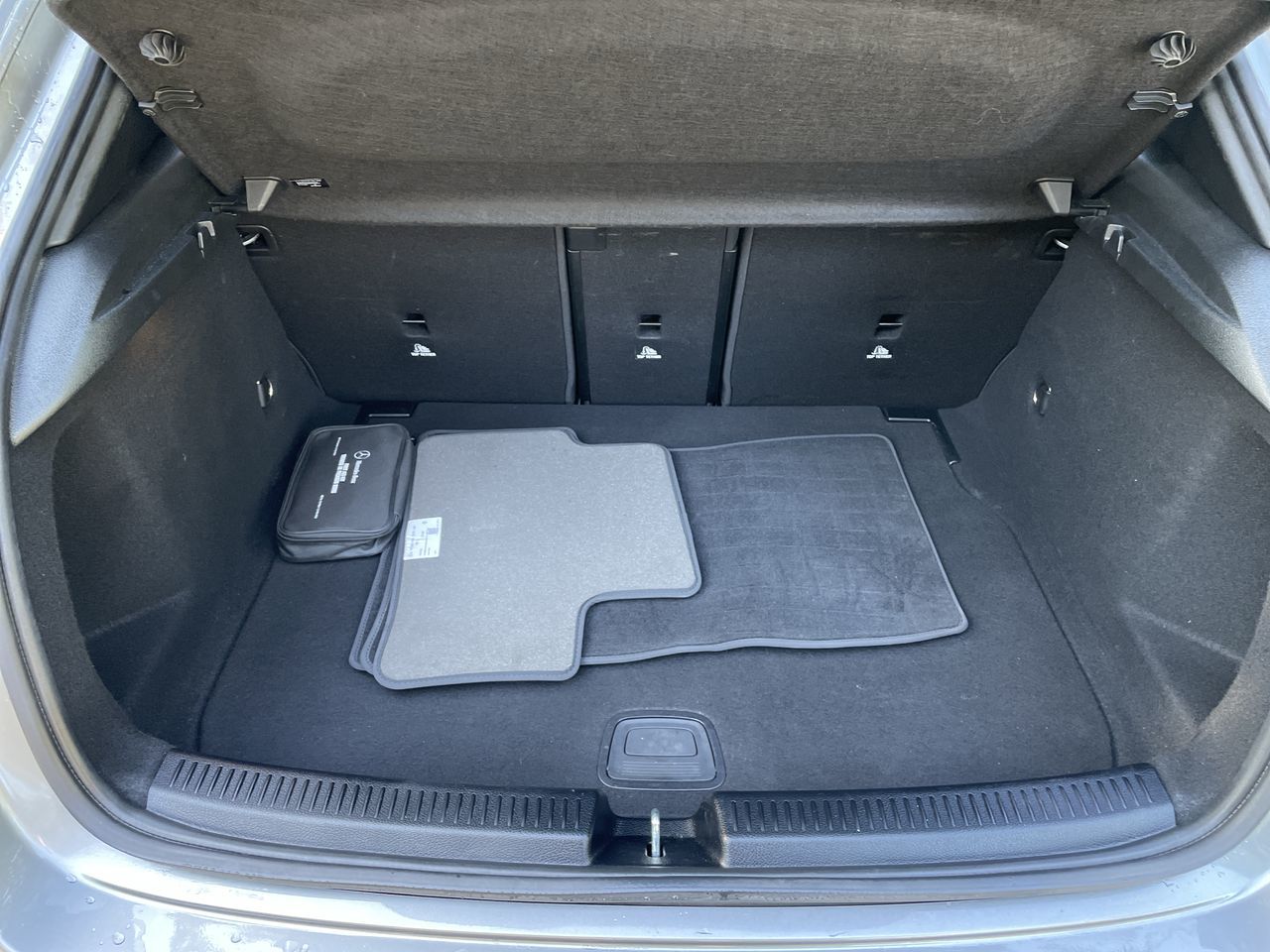 2022 Mercedes-Benz A35 AMG