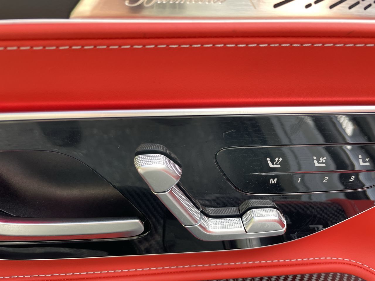 2024 Mercedes-Benz AMG GT63