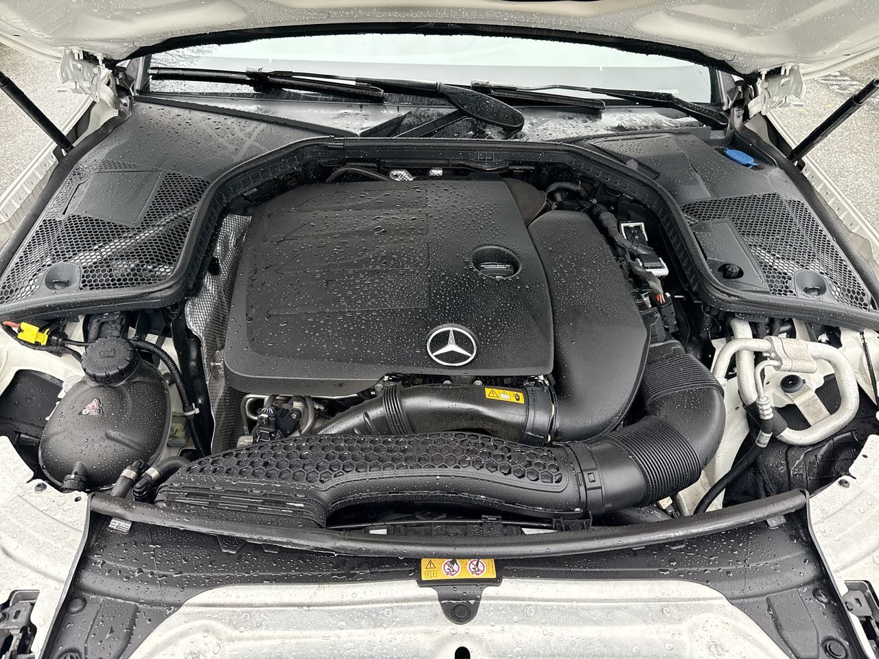 Voxcar MERCEDES-BENZ C-Class COUPE in , VANCOUVER