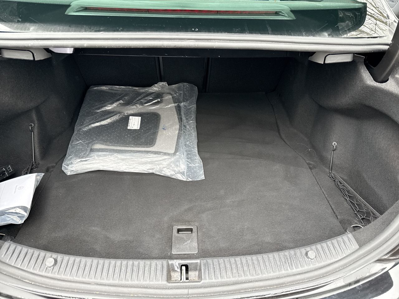 Mercedes-Benz C300  2021 à North Vancouver, Colombie-Britannique