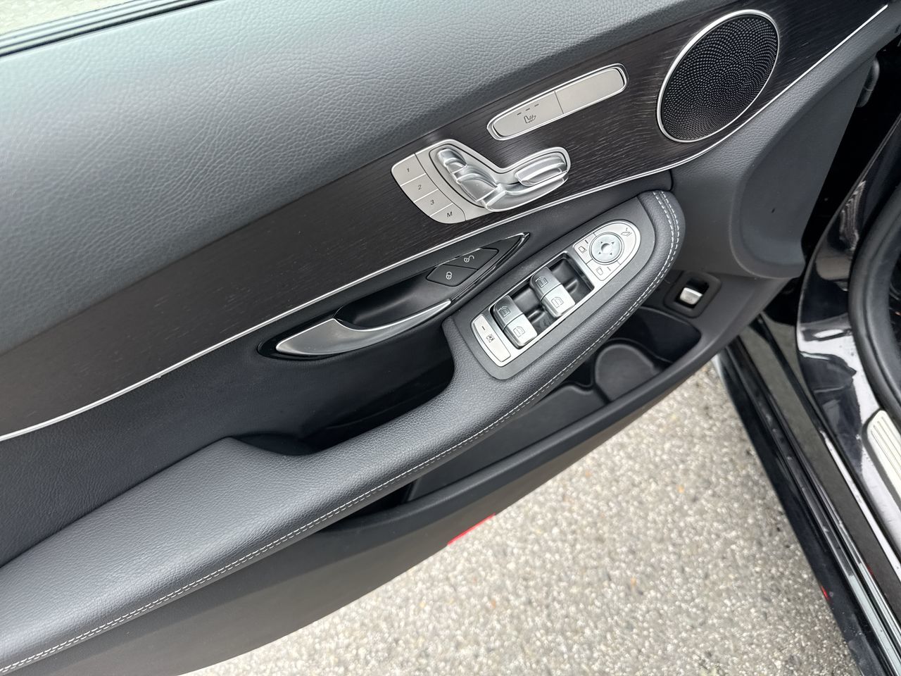 Mercedes-Benz C300  2021 à North Vancouver, Colombie-Britannique