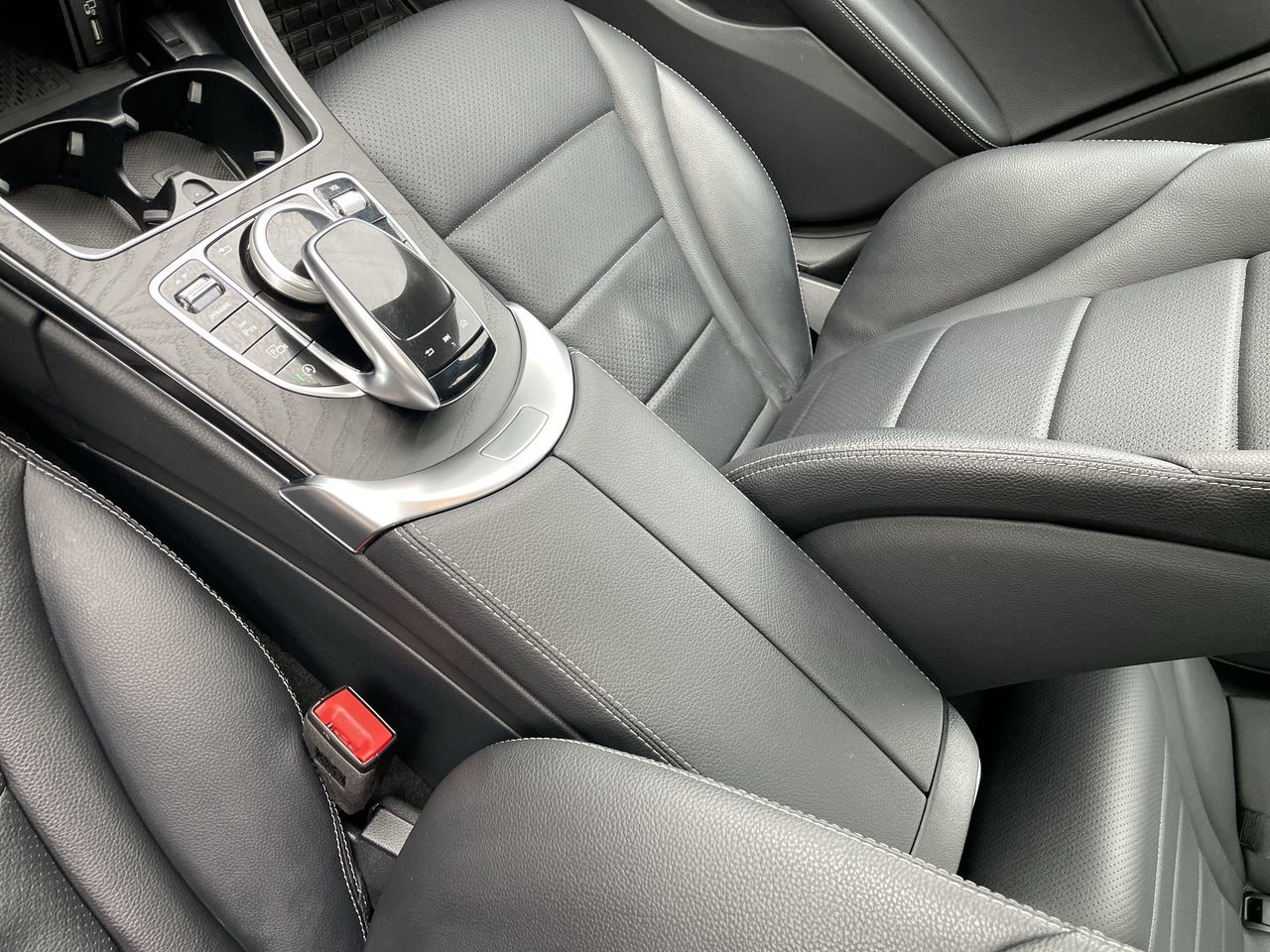 2021  C300