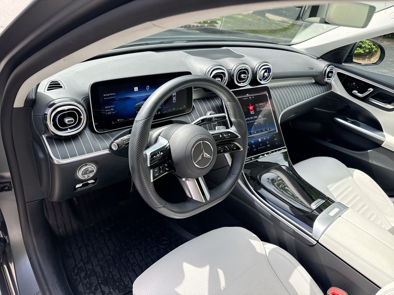 2022  C300