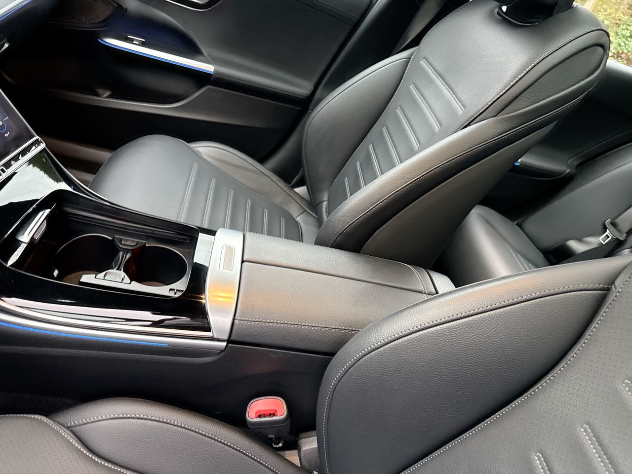 2023 Mercedes-Benz C300