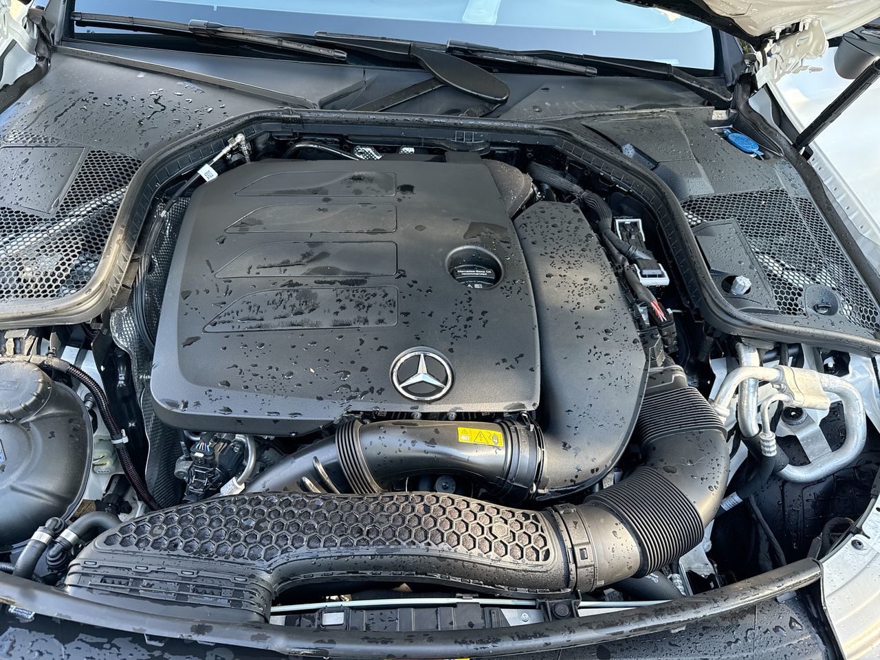 2023 Mercedes-Benz C300