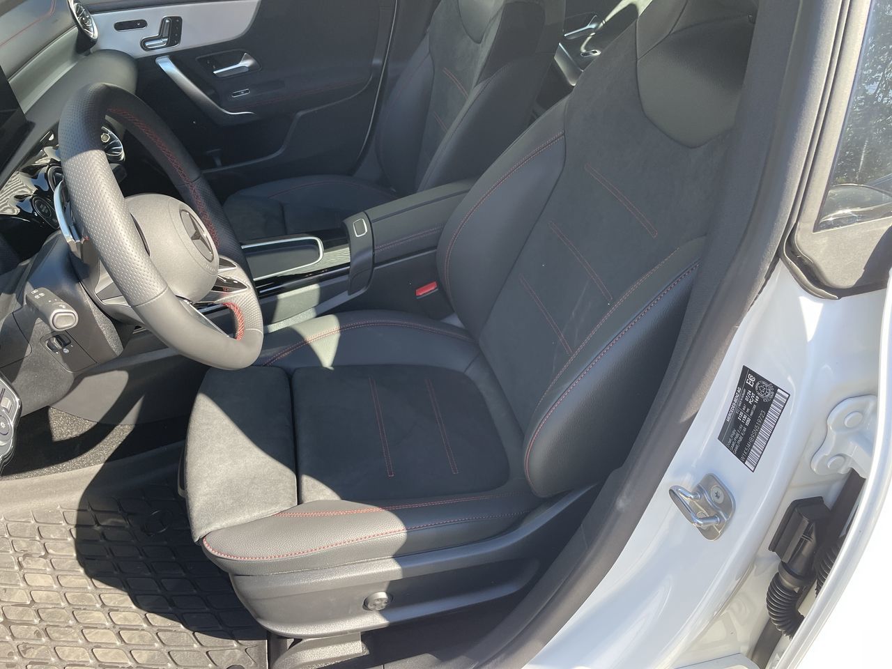 2025 Mercedes-Benz CLA