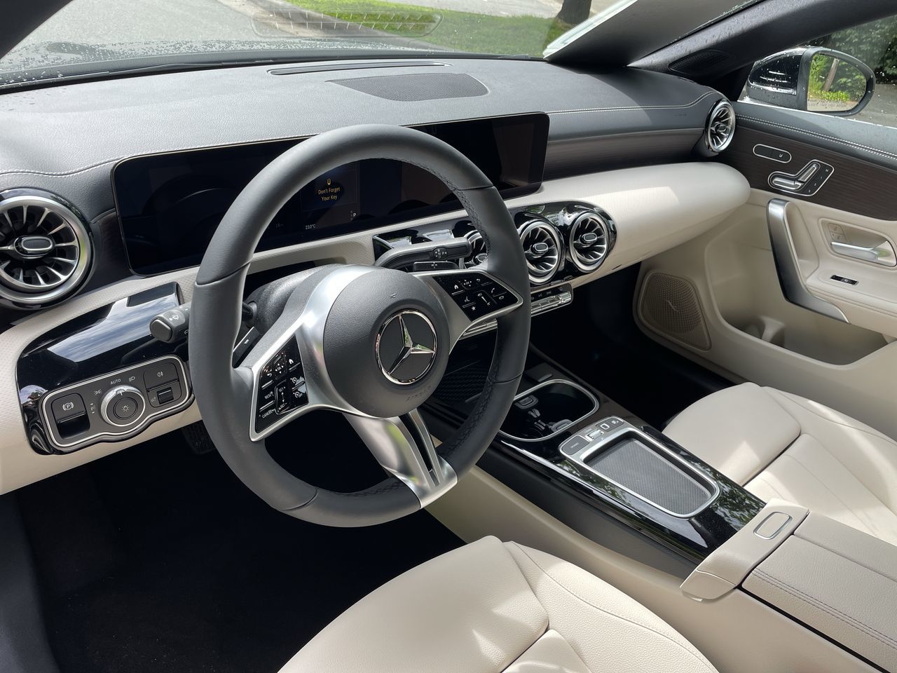 2025 Mercedes-Benz CLA