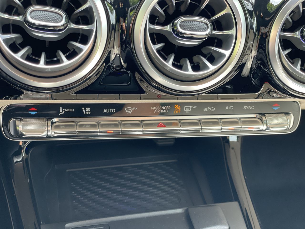 2025 Mercedes-Benz CLA