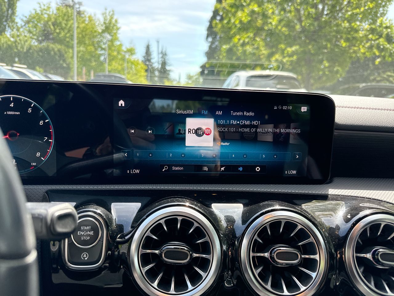 2022  CLA250
