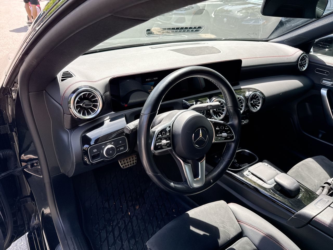 2022  CLA250
