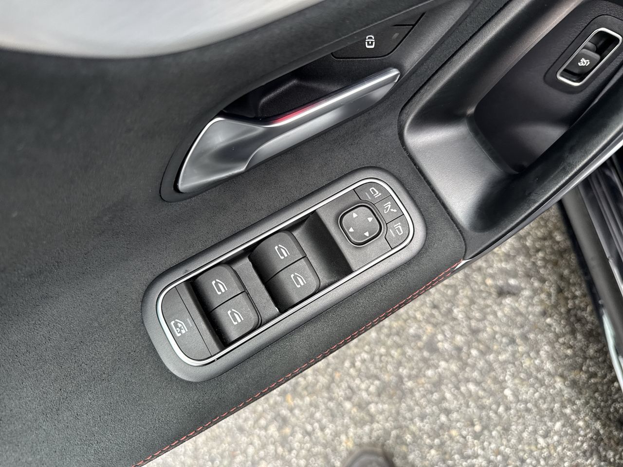 2025 Mercedes-Benz CLA250