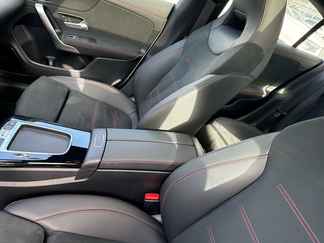 2025 Mercedes-Benz CLA250