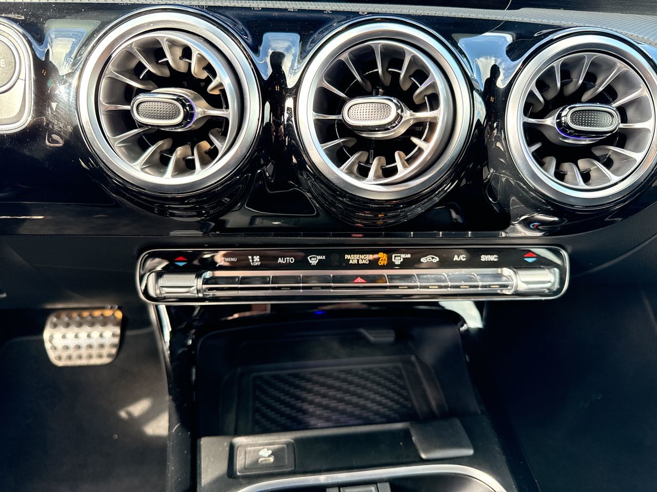 2025 Mercedes-Benz CLA250