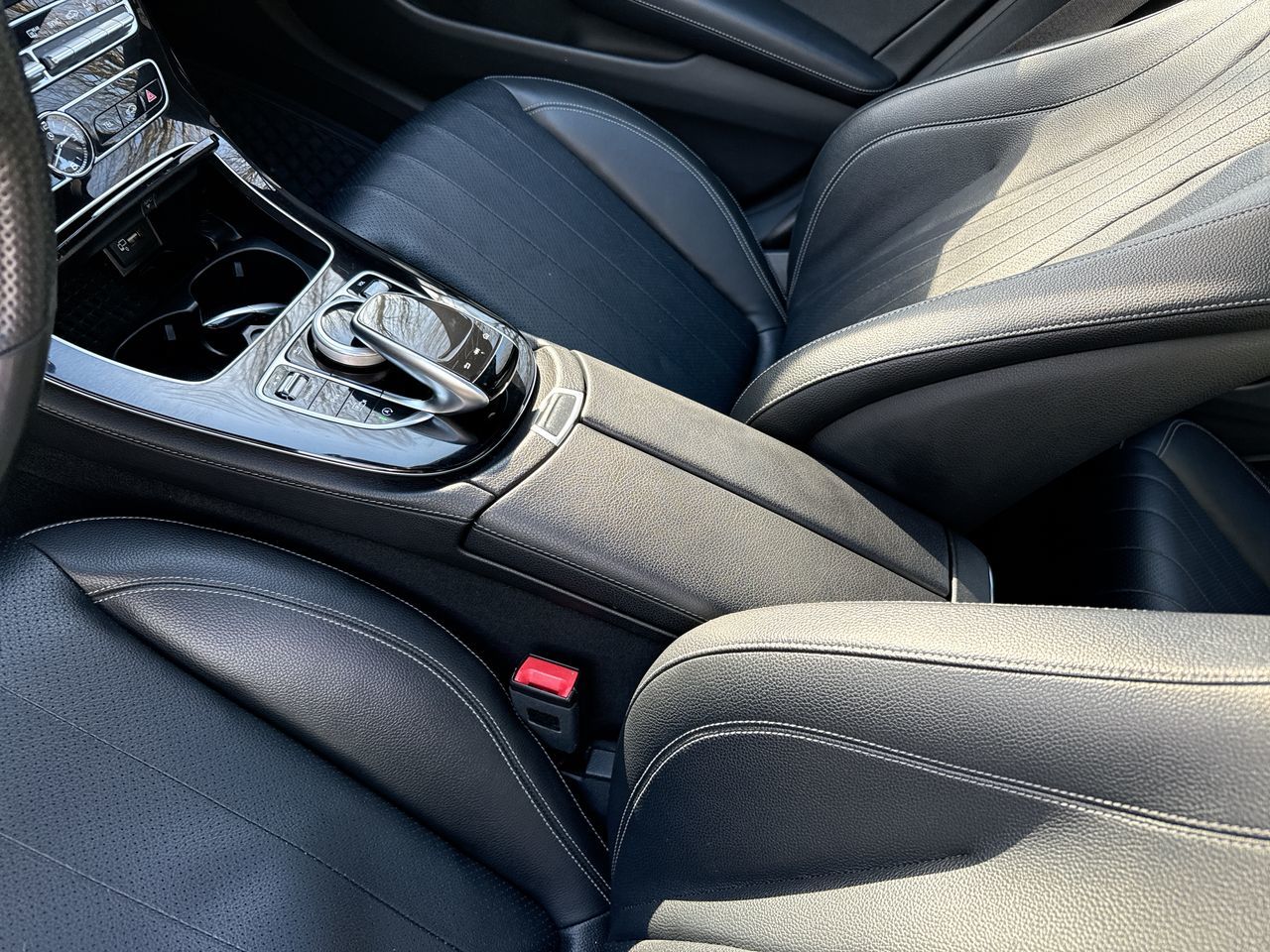 Mercedes-Benz E300  2017 à North Vancouver, Colombie-Britannique