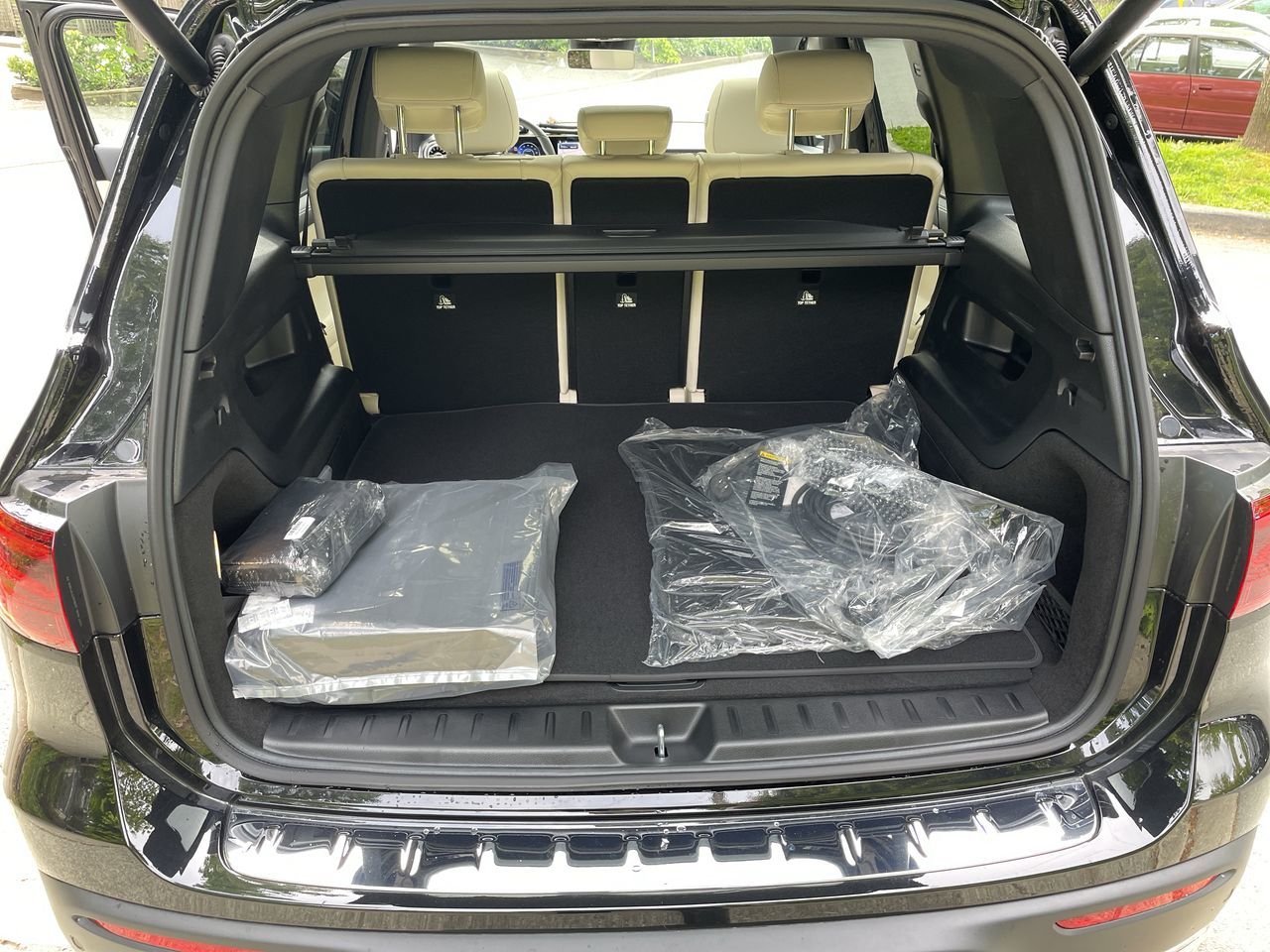 2025 Mercedes-Benz EQB in North Vancouver, British Columbia