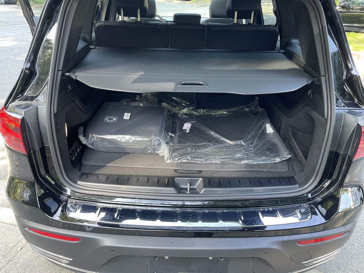 2025 Mercedes-Benz EQB in North Vancouver, British Columbia