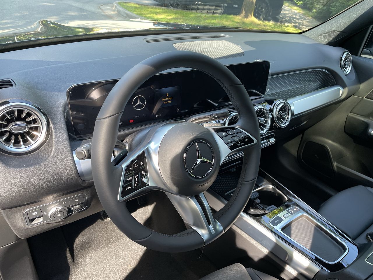 2025 Mercedes-Benz EQB in North Vancouver, British Columbia