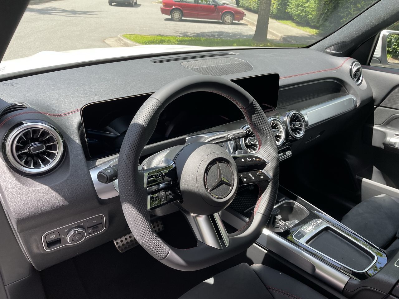 Mercedes-Benz EQB  2025 à North Vancouver, Colombie-Britannique